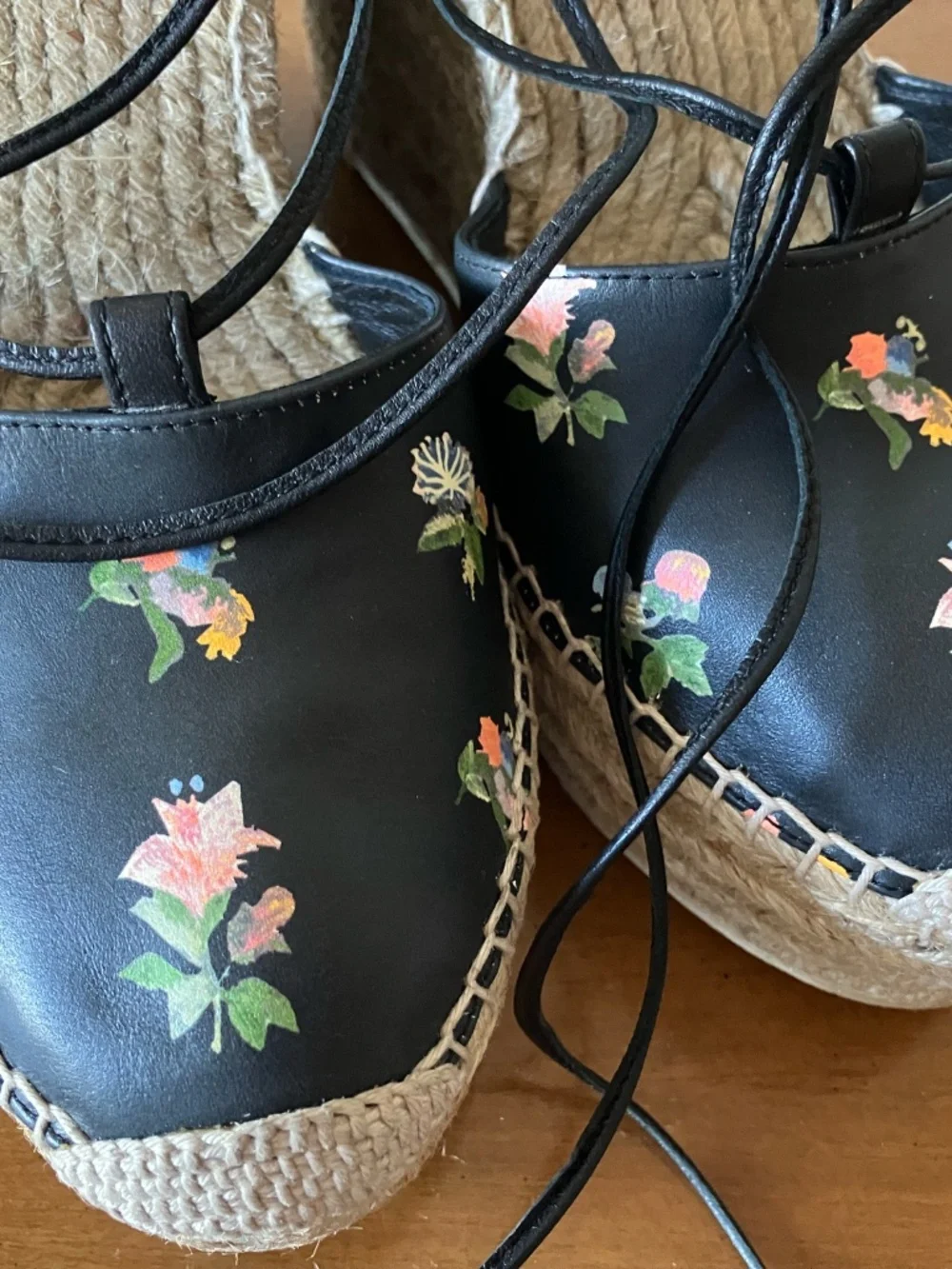 Saint Laurent YSL Grunge Flower Print Black Leather Espadrille Wedge EU 39/US 9